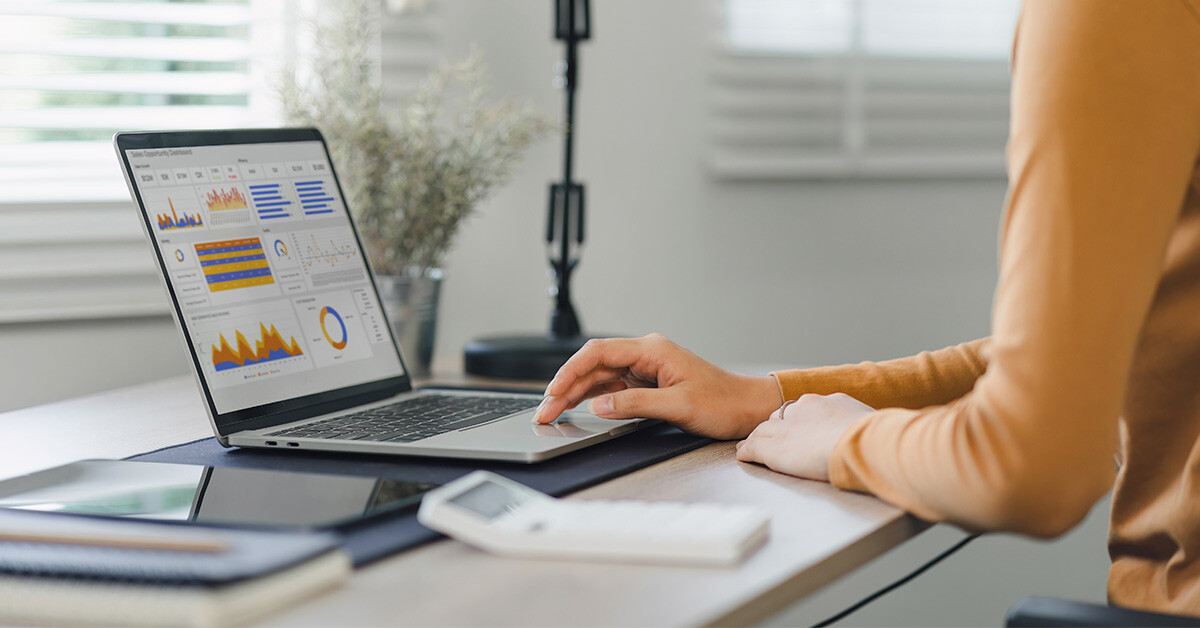 4 beneficios de la generación de reportes de los datos de un CRM 