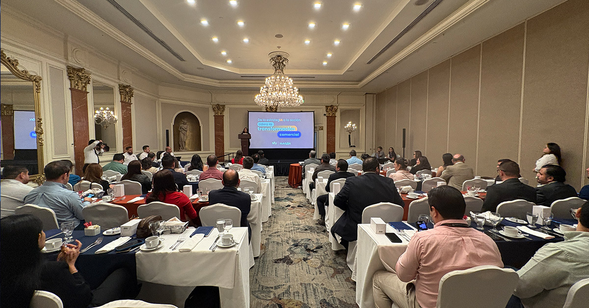 De la EstrategIA a la Acción: Así se vivió el evento junto a HubSpot