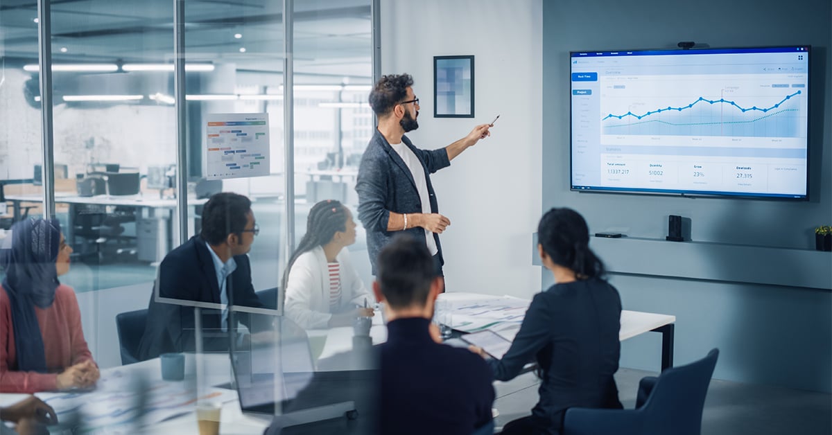 Fortalece la conexión con tu equipo comercial en instituciones financieras